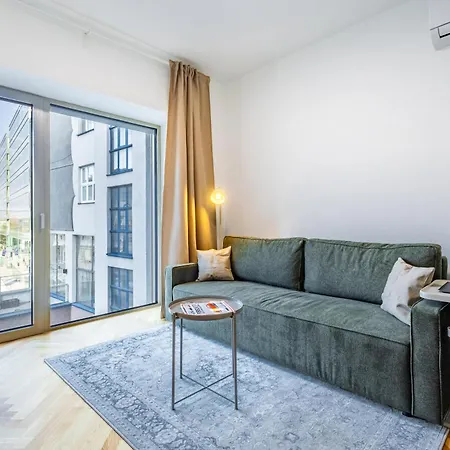 Modern With Skyline View Apartment Bratislava